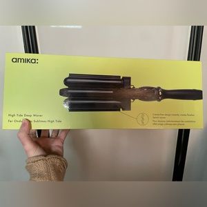 Amika: High Tide Deep Waver